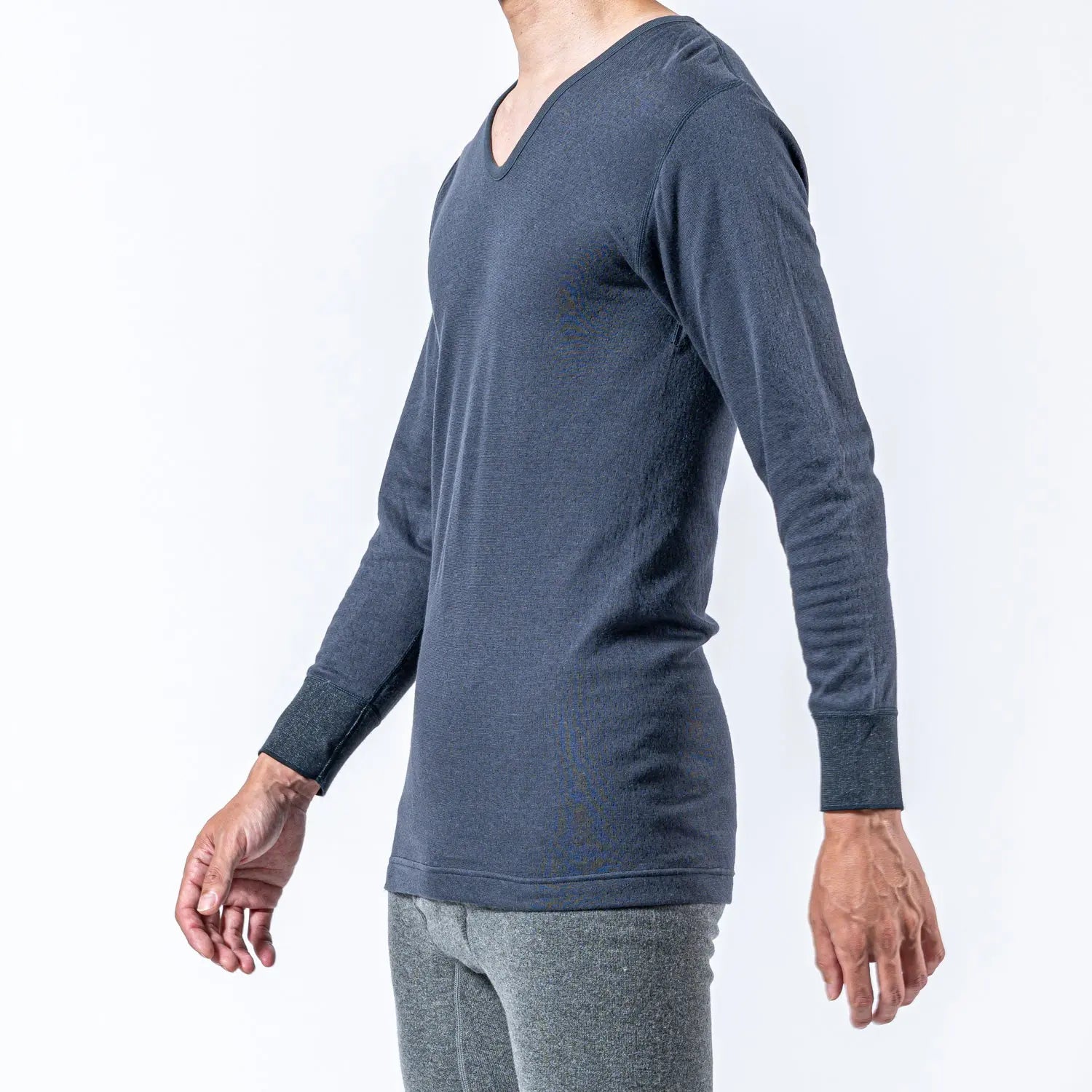 Aquascutum アクアスキュータム インナー 長袖U首 綿接結天竺 - トップス RENOWNINX ONLINE SHOP