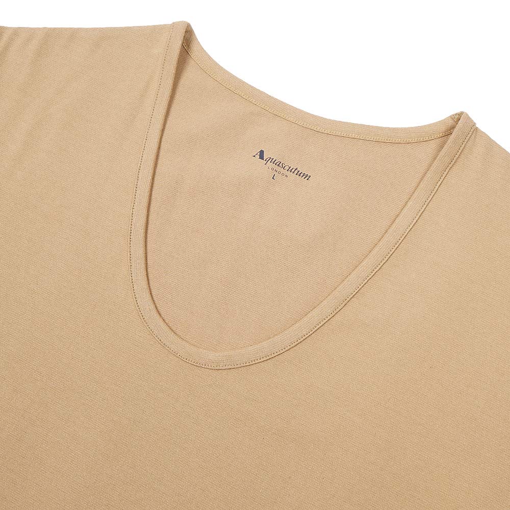 Aquascutum アクアスキュータム 和紙 半袖U首シャツ - トップス RENOWNINX ONLINE SHOP