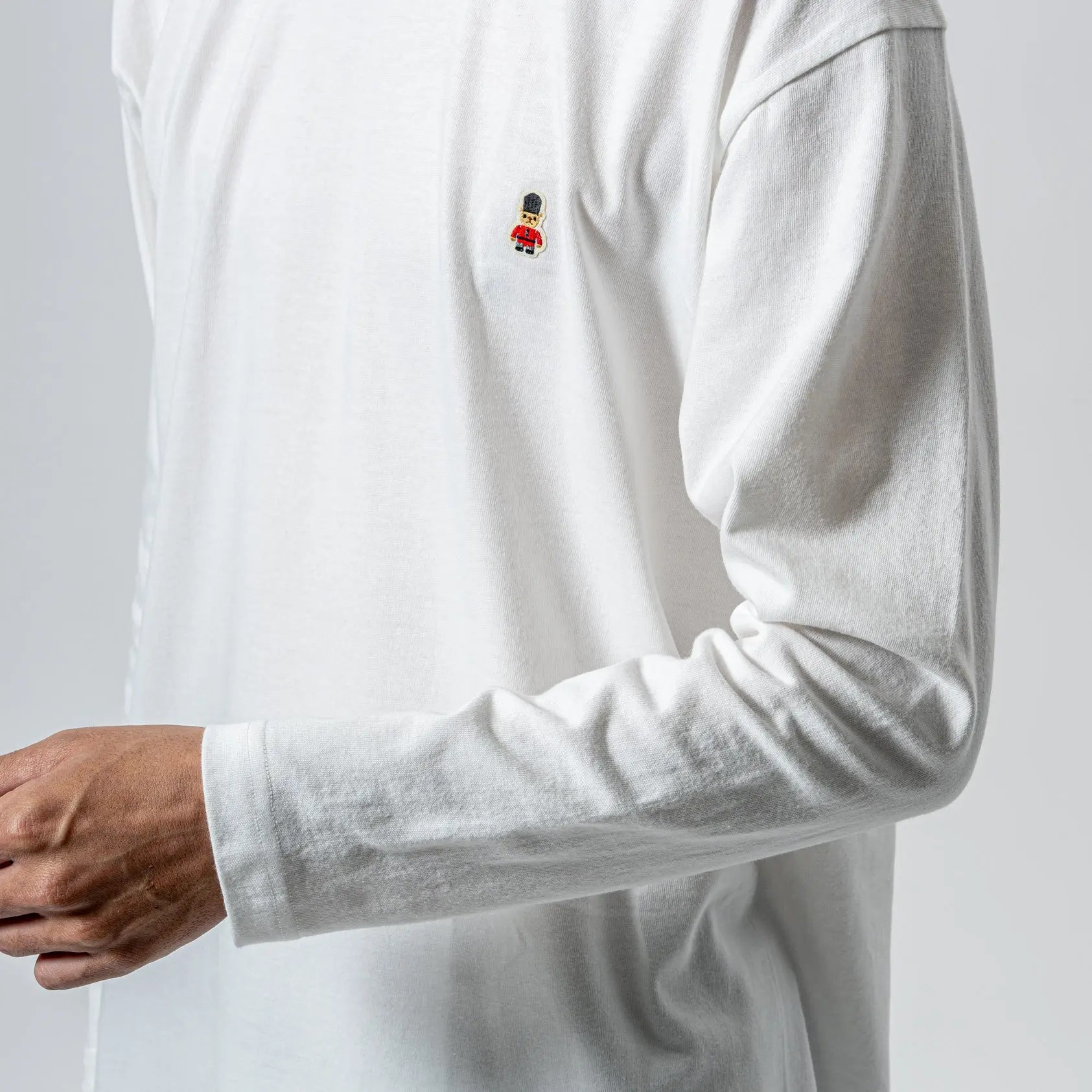 MACKINTOSH PHILOSOPHY マッキントッシュ フィロソフィー 長袖丸首Tシャツ 甘撚天竺 バッキンガムベアワッペン - トップス RENOWNINX ONLINE SHOP