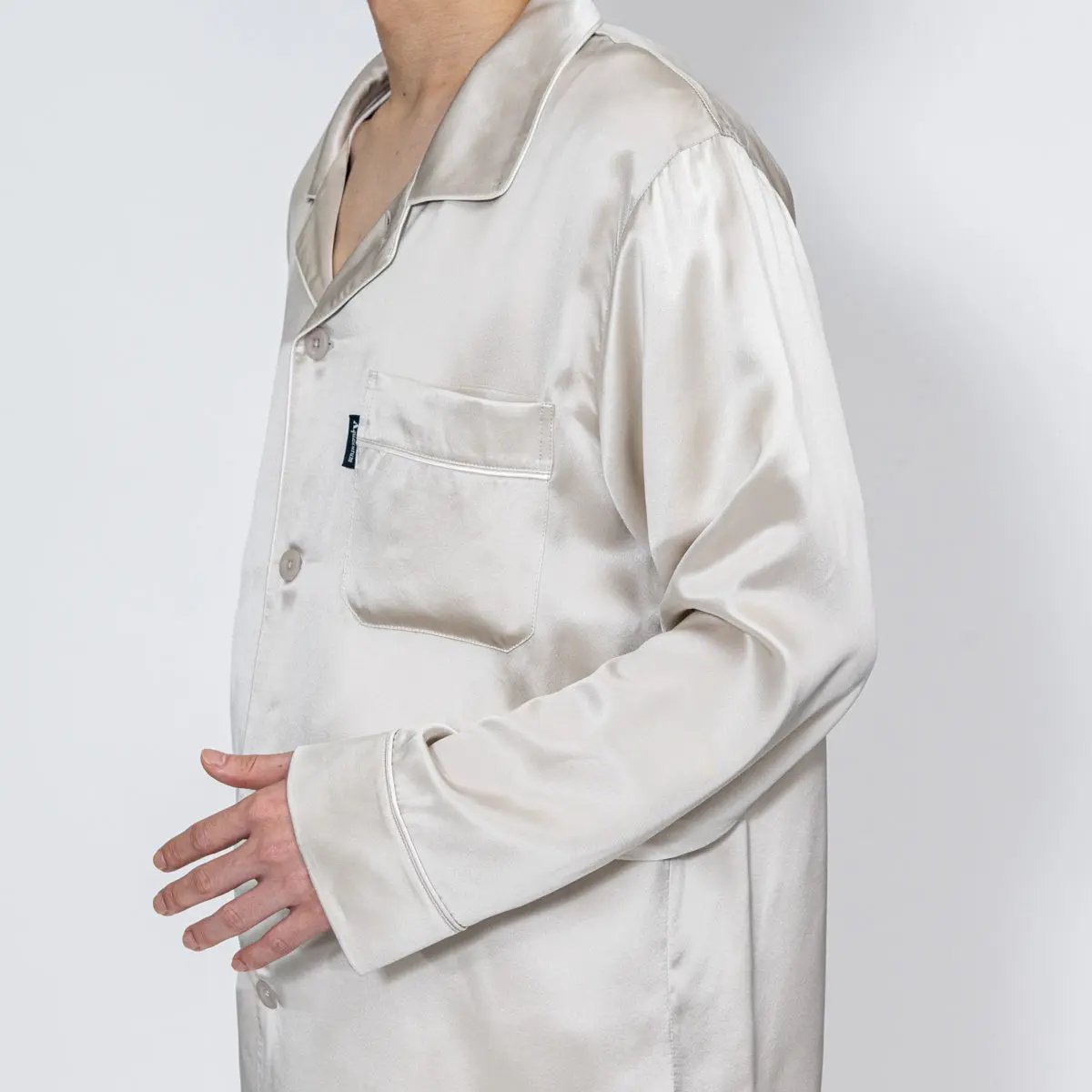Aquascutum アクアスキュータム  シルクサテン無地 - パジャマ Light Gray / L RENOWNINX ONLINE SHOP