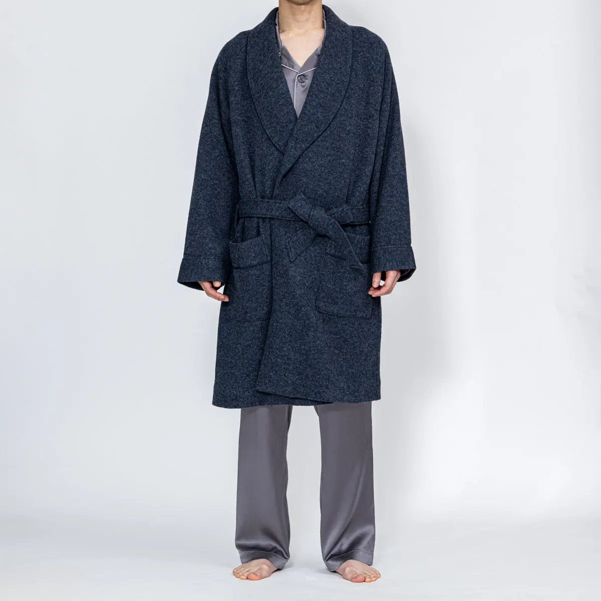 Aquascutum アクアスキュータム ウールダブルニット杢無地ミドルガウン - ガウンはおりもの Navy / L RENOWNINX ONLINE SHOP