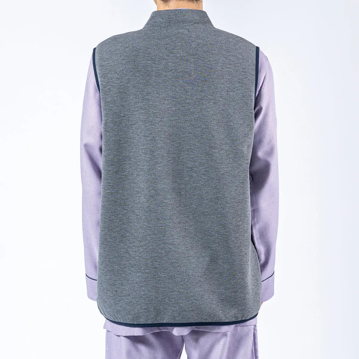 Aquascutum アクアスキュータム TR Cカードボード無地ベスト - ガウンはおりもの RENOWNINX ONLINE SHOP