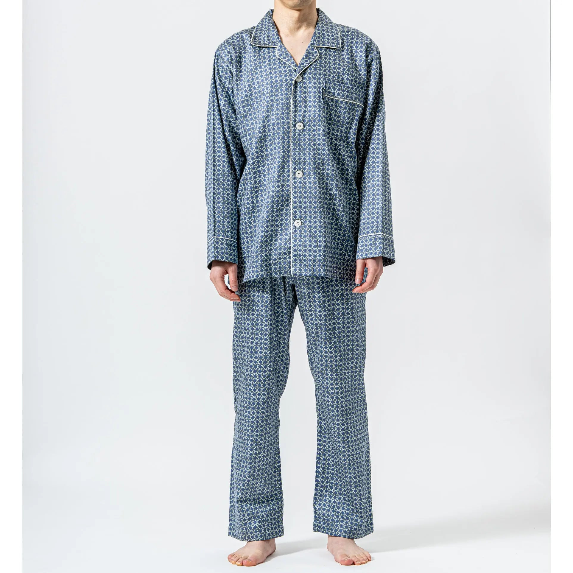 Aquascutum アクアスキュータム 超長綿40サテンプリント小紋 - パジャマ RENOWNINX ONLINE SHOP