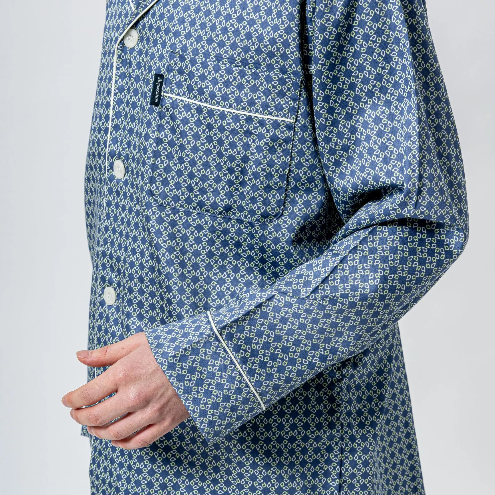 Aquascutum アクアスキュータム 超長綿40サテンプリント小紋 - パジャマ RENOWNINX ONLINE SHOP