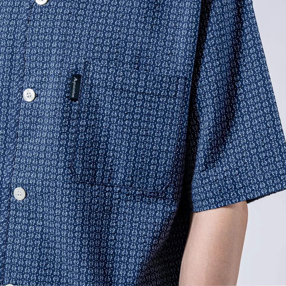 Aquascutum アクアスキュータム パジャマ 60リップルプリントアップル 半袖7分パンツ衿なしV - パジャマ RENOWNINX ONLINE SHOP