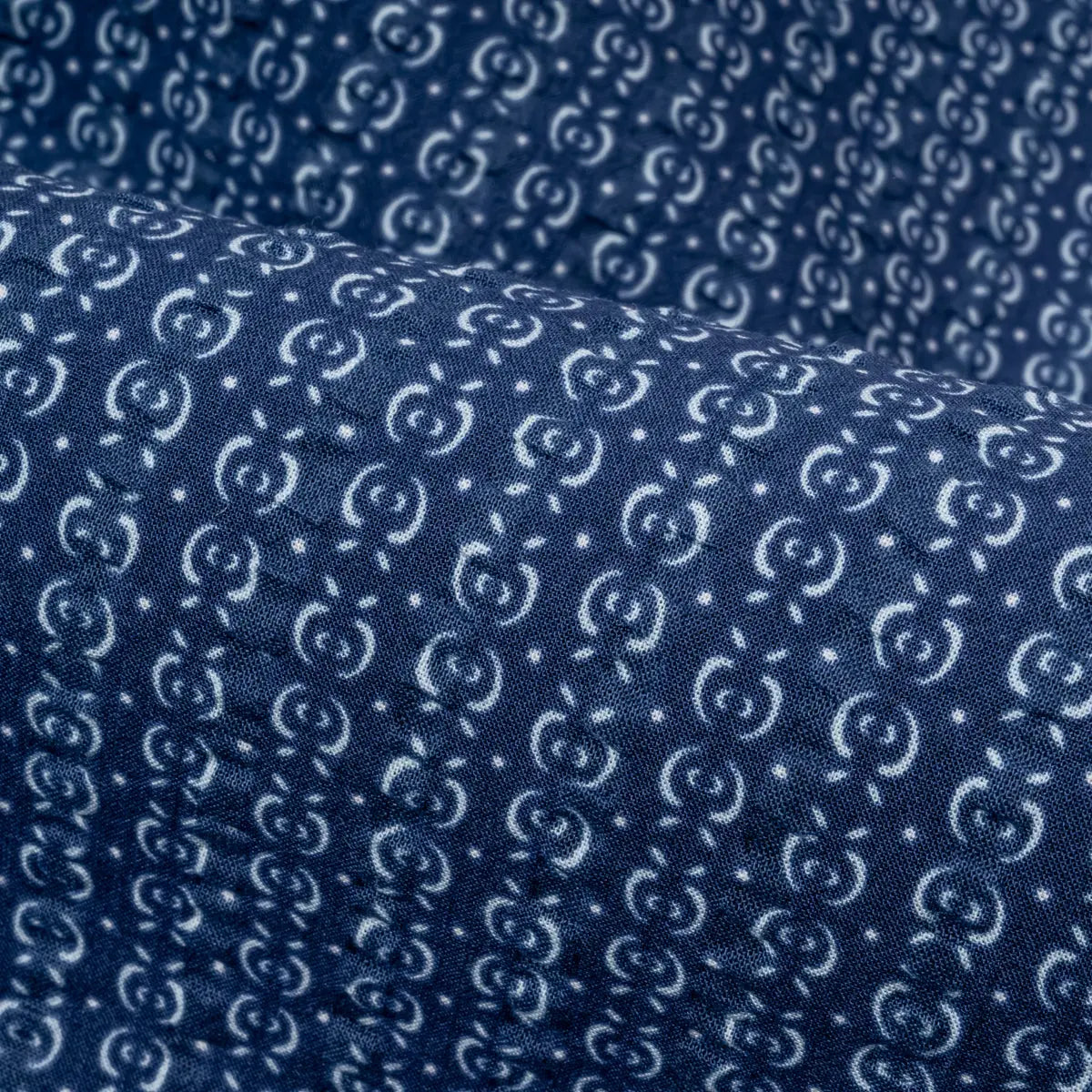 Aquascutum アクアスキュータム パジャマ 60リップルプリントアップル 半袖7分パンツ衿なしV - パジャマ RENOWNINX ONLINE SHOP