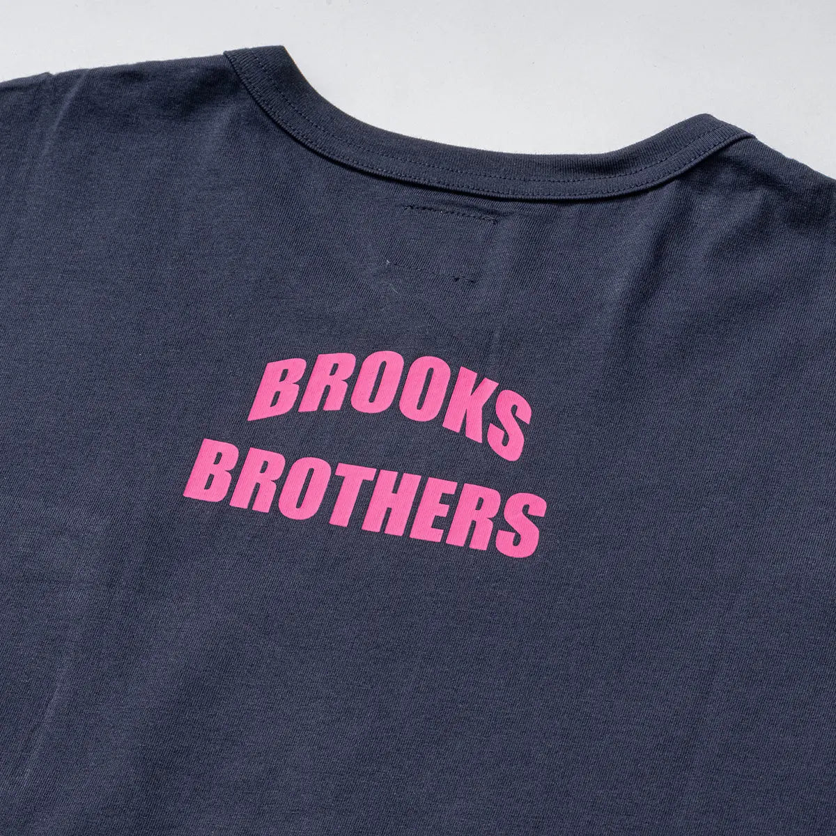 Brooks Brothers ブルックス ブラザーズ 天竺無地バックプリントクルー Tシャツ - ルームウェア RENOWNINX ONLINE SHOP