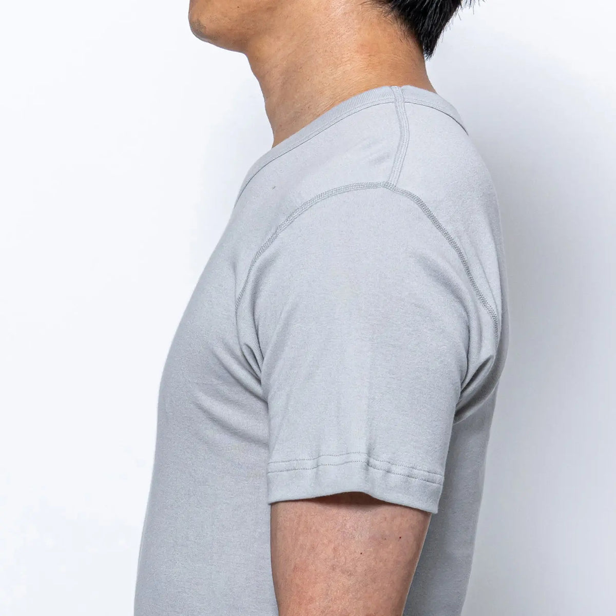 Aquascutum アクアスキュータムクラシックライン 半袖丸首 柔らか綿 - トップス RENOWNINX ONLINE SHOP