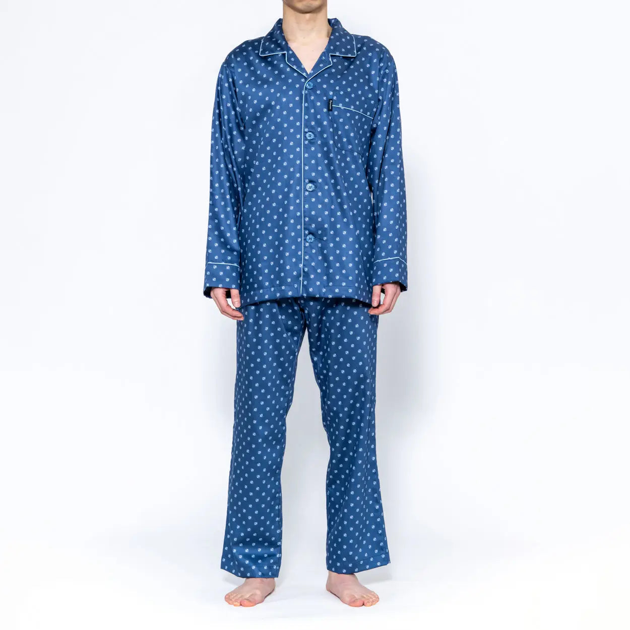 Aquascutum アクアスキュータム パジャマ 超長綿 サテンプリント AQ - パジャマ RENOWNINX ONLINE SHOP