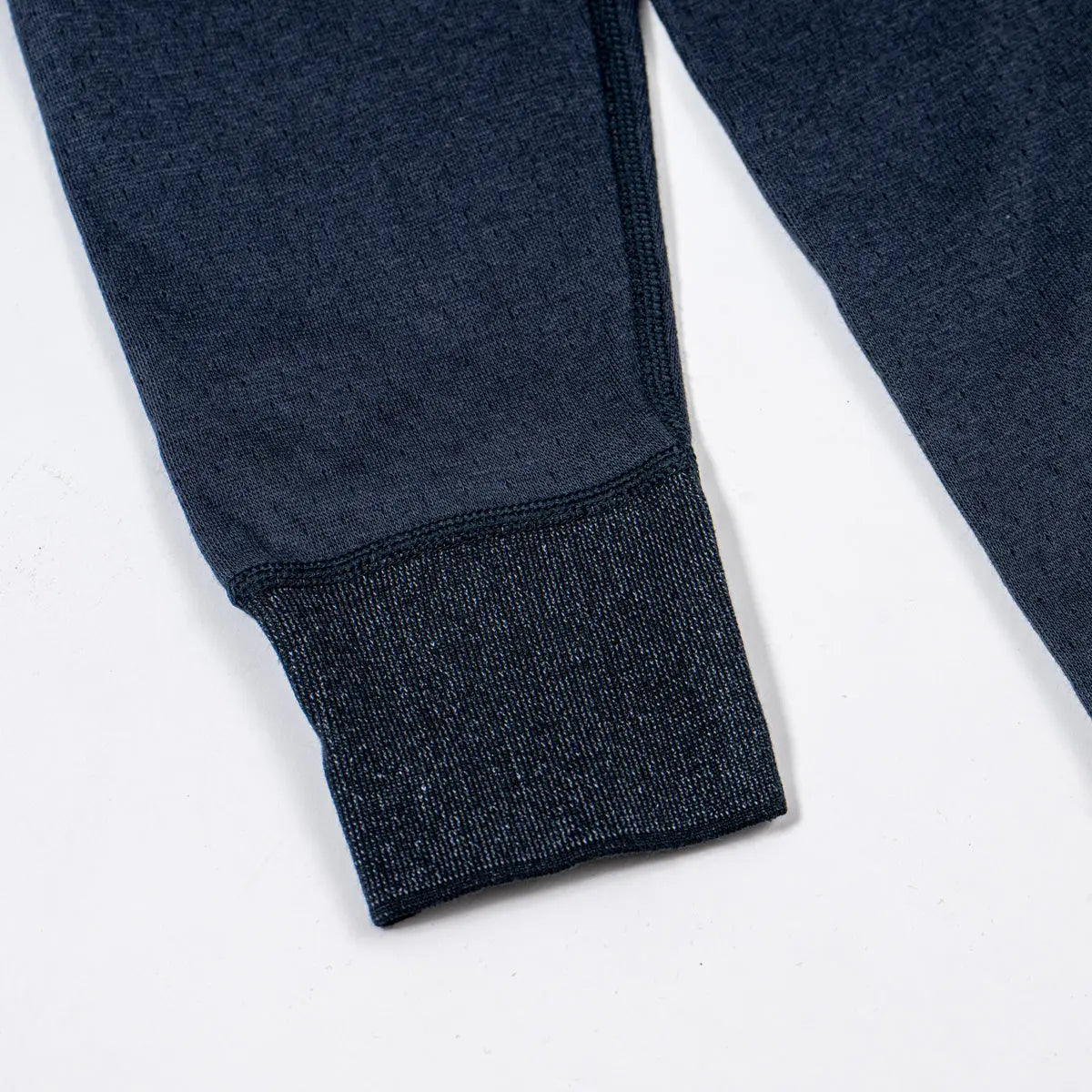 Aquascutum アクアスキュータム 長袖U首 超長綿 スムース - RENOWNINX