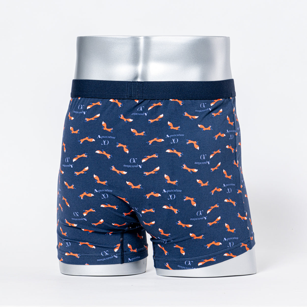 Aquascutum アクアスキュータム ニューライン ボクサー 25FW フォックス - パンツ  RENOWNINX ONLINE SHOP
