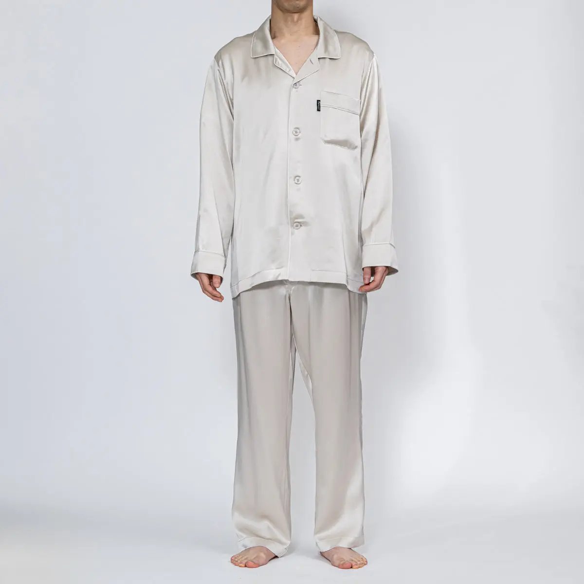 Aquascutum アクアスキュータム  シルクサテン無地 - パジャマ  RENOWNINX ONLINE SHOP