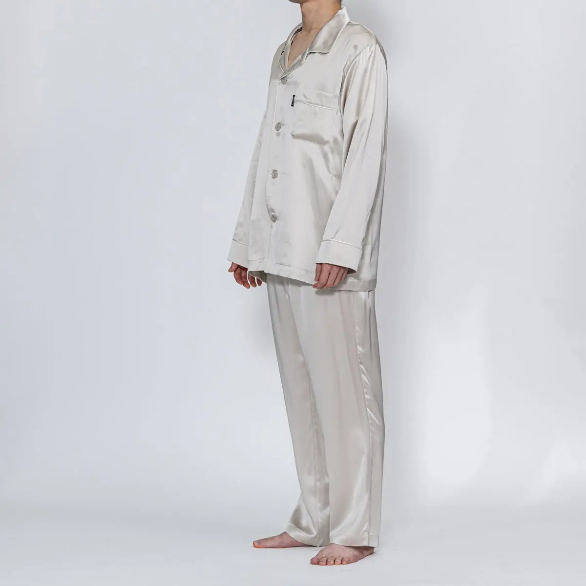 Aquascutum アクアスキュータム  シルクサテン無地 - パジャマ  RENOWNINX ONLINE SHOP