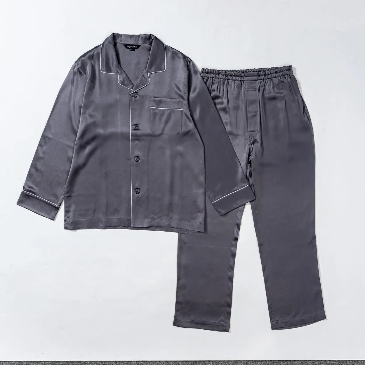 Aquascutum パジャマ シルクサテン 無地 シルク100% 日本製