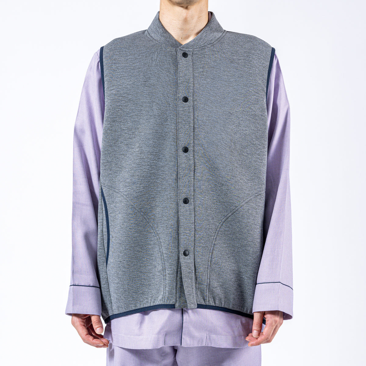 Aquascutum アクアスキュータム TR Cカードボード無地ベスト - ガウンはおりもの  RENOWNINX ONLINE SHOP