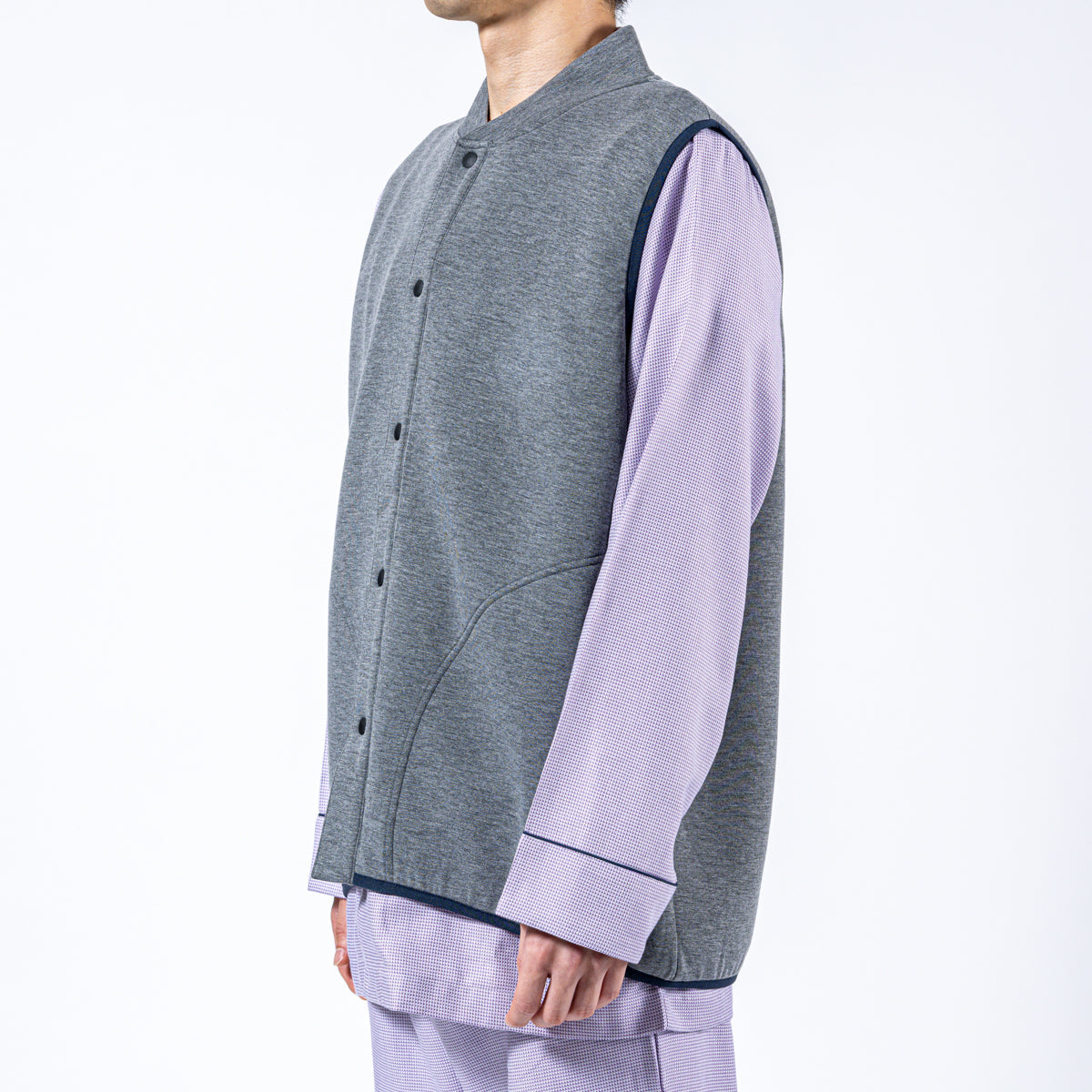 Aquascutum アクアスキュータム TR Cカードボード無地ベスト - ガウンはおりもの  RENOWNINX ONLINE SHOP