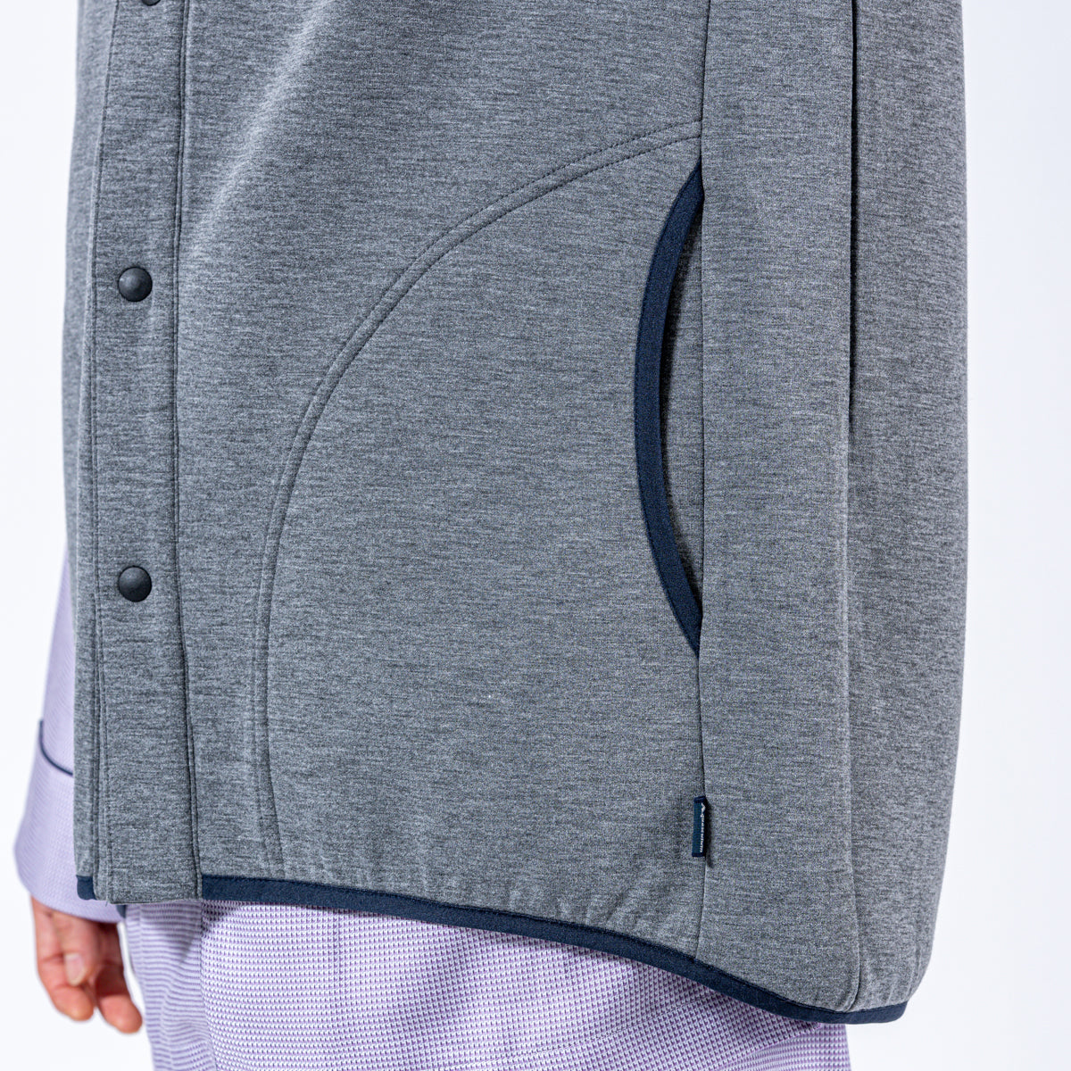 Aquascutum アクアスキュータム TR Cカードボード無地ベスト - ガウンはおりもの  RENOWNINX ONLINE SHOP