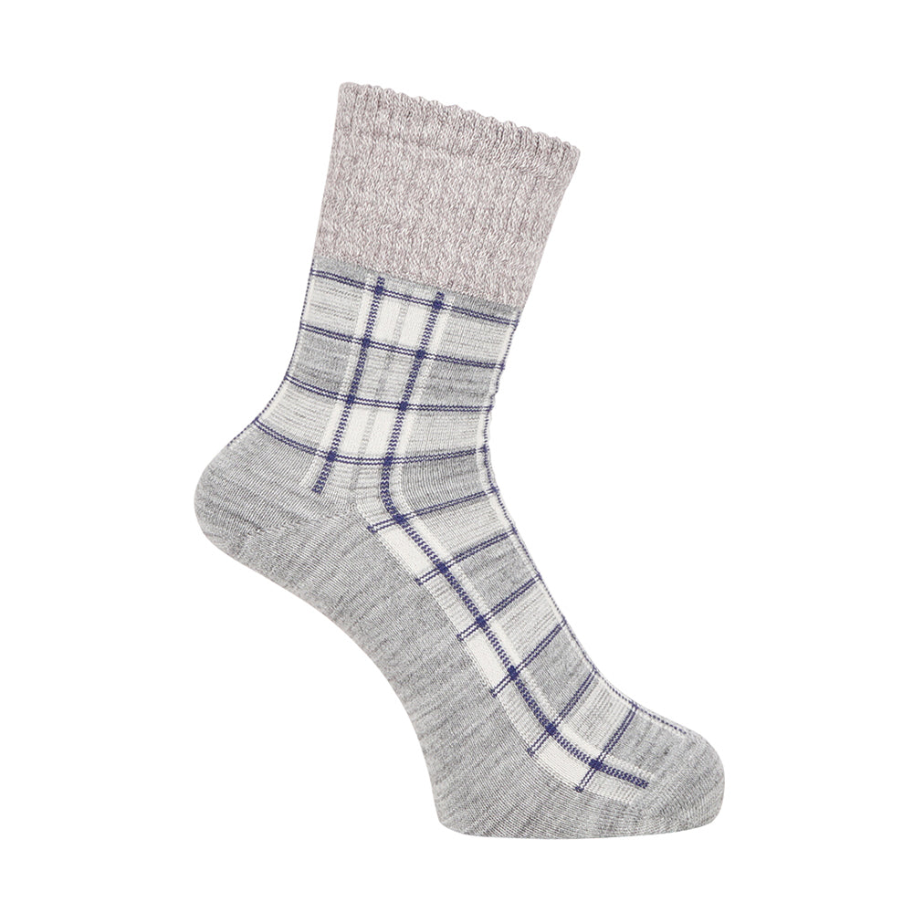 Aquascutum アクアスキュータム ソックス リッチェルチェック - カジュアルソックス Gray / 24-26 RENOWNINX ONLINE SHOP