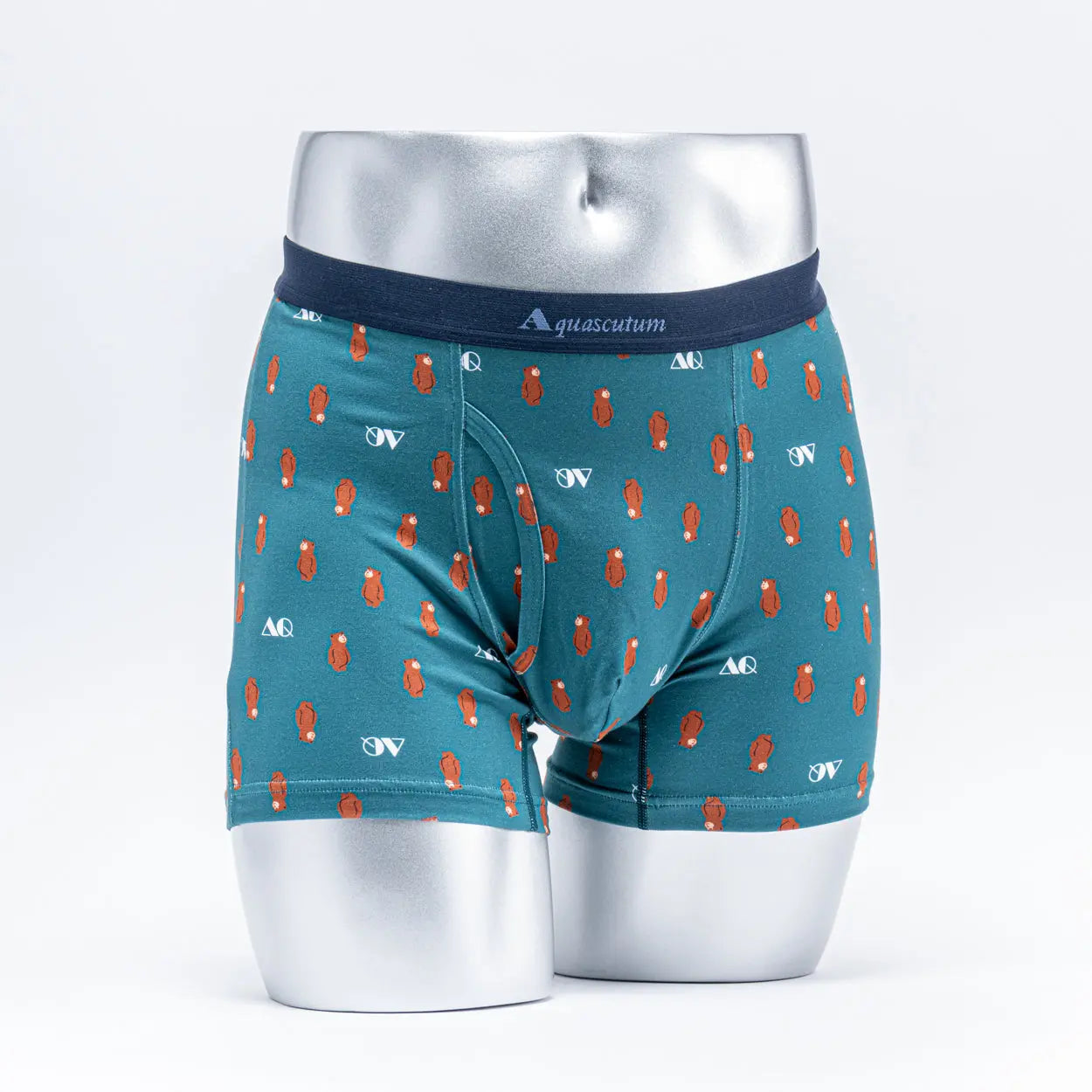 Aquascutum オフホワイト サイズ38 ライナー欠品　着丈修正ずみ Aquascutumアクアスキュータム ニューライン - RENOWNINX ONLINE SHOP