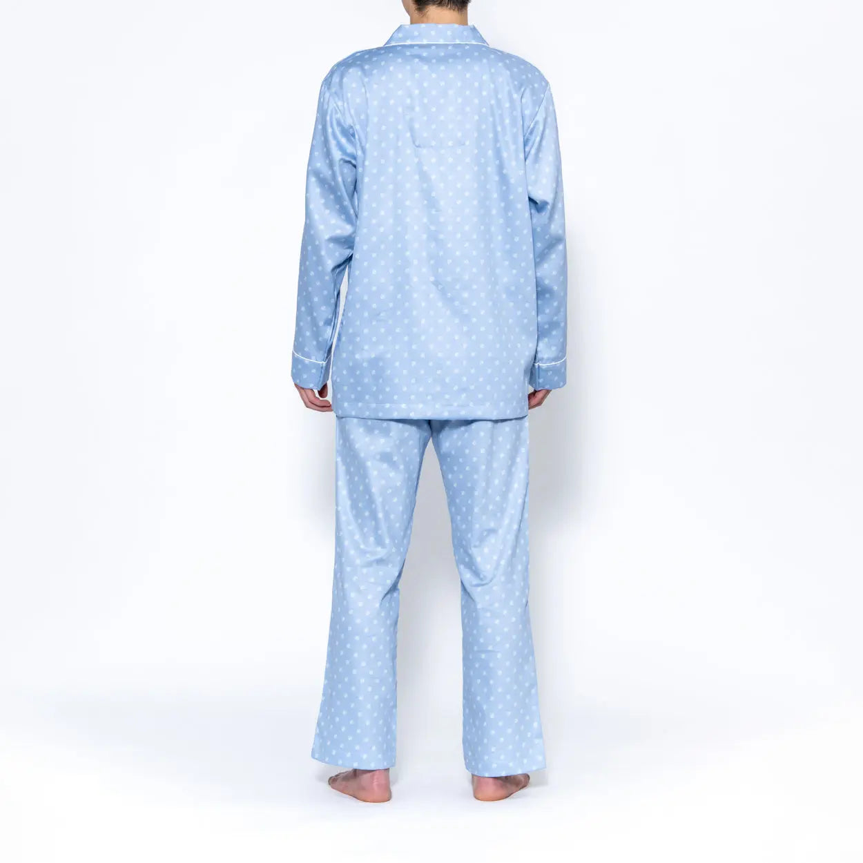 Aquascutum アクアスキュータム パジャマ 超長綿 サテンプリント AQ