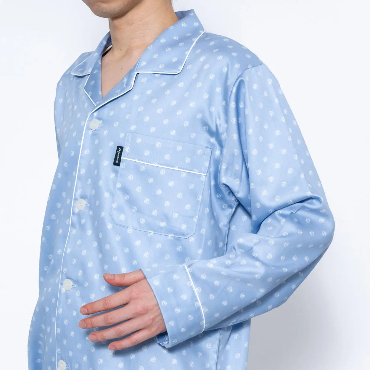 Aquascutum アクアスキュータム パジャマ 超長綿 サテンプリント AQ