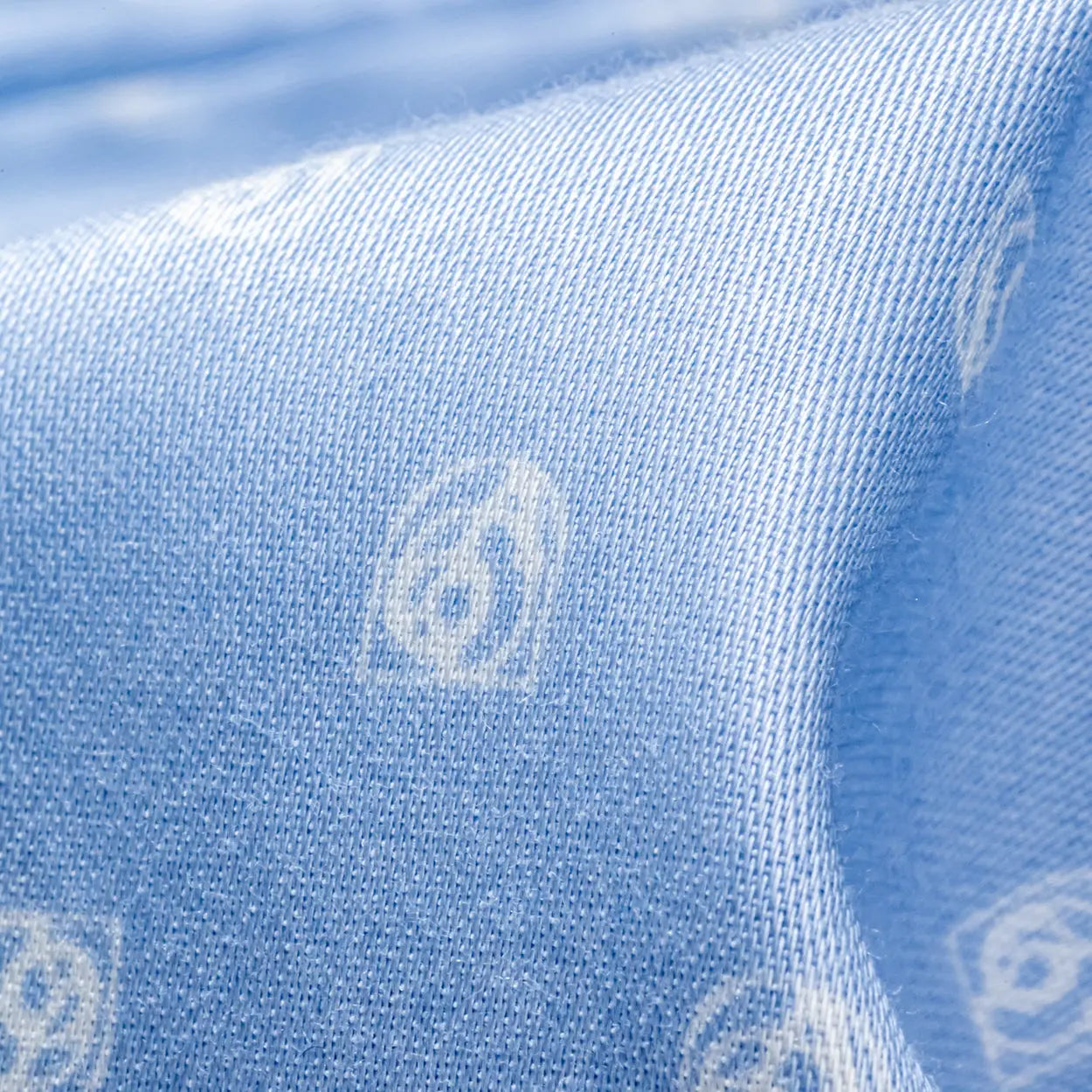 Aquascutum アクアスキュータム パジャマ 超長綿 サテンプリント AQ - パジャマ  RENOWNINX ONLINE SHOP