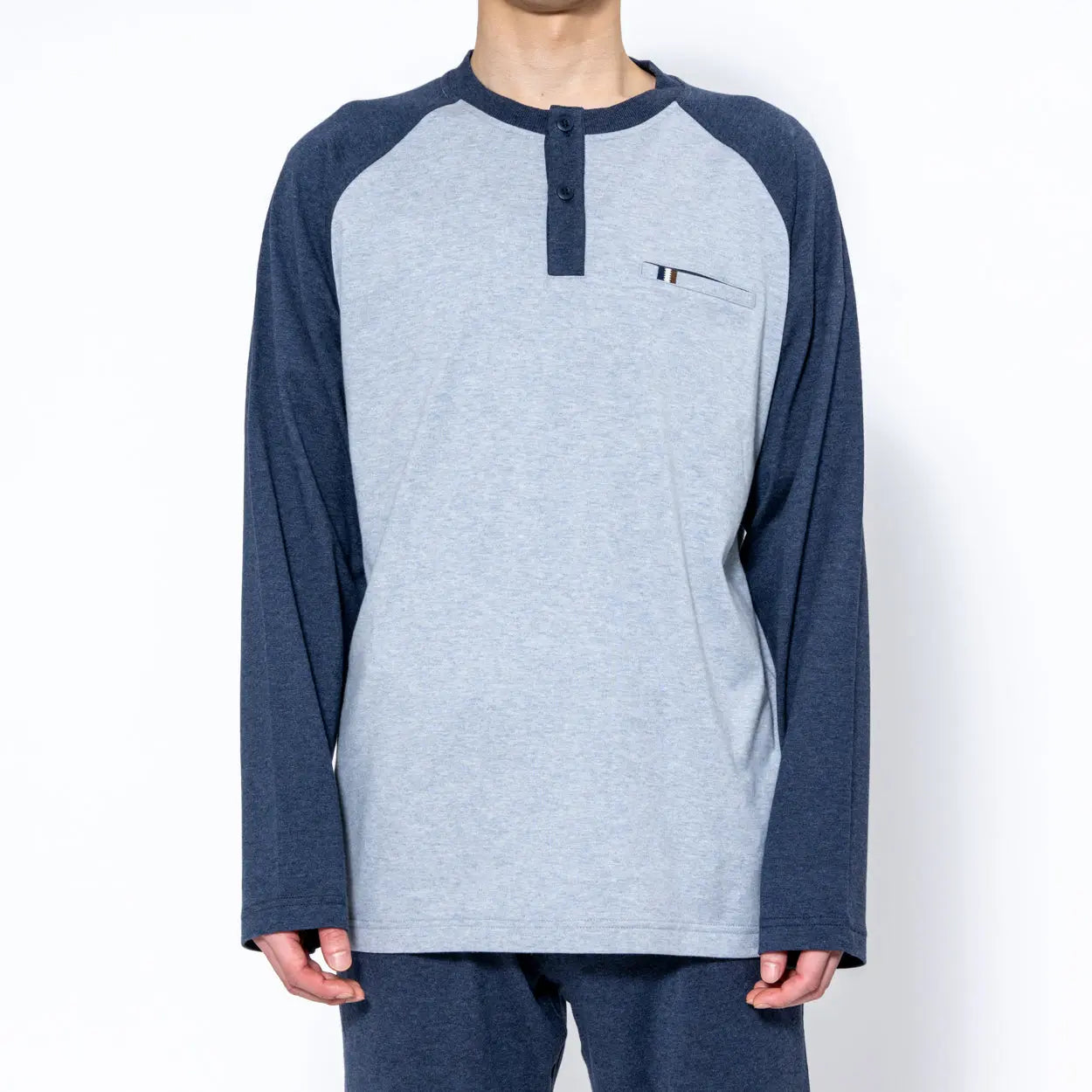 Aquascutum アクアスキュータム トップス 40/2 天竺杢無地ラグラン