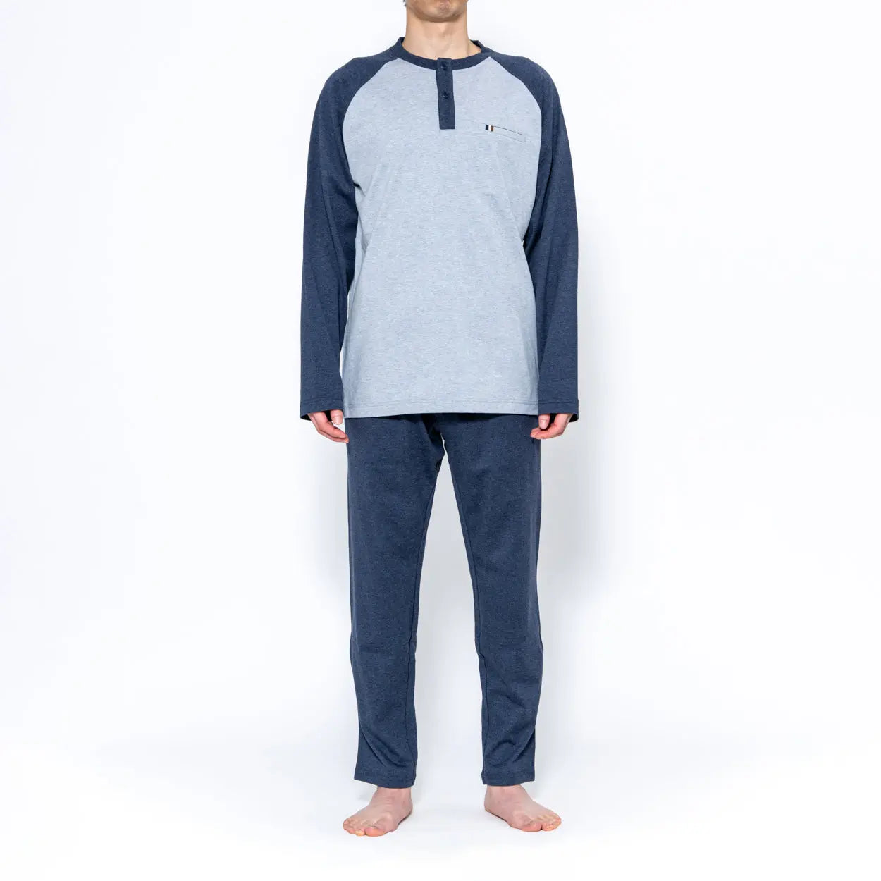 Aquascutum アクアスキュータム トップス 40/2 天竺杢無地ラグラン - パジャマ  RENOWNINX ONLINE SHOP