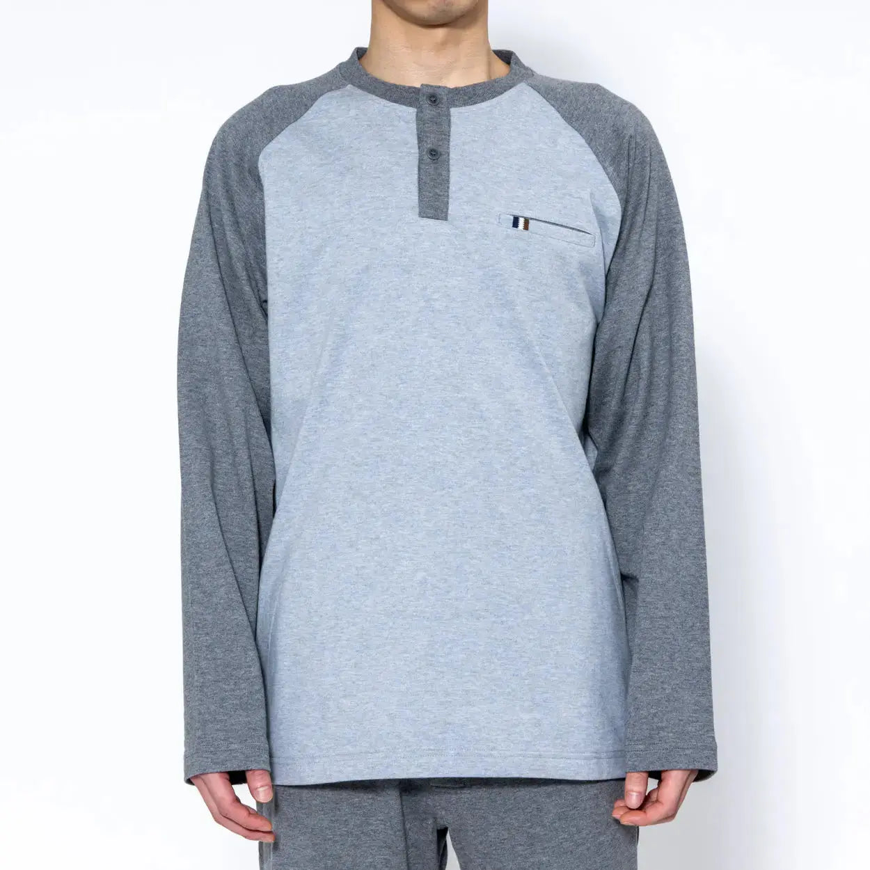 Aquascutum アクアスキュータム トップス 40/2 天竺杢無地ラグラン