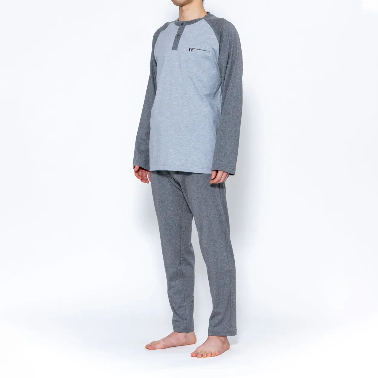 Aquascutum アクアスキュータム トップス 40/2 天竺杢無地ラグラン - パジャマ  RENOWNINX ONLINE SHOP