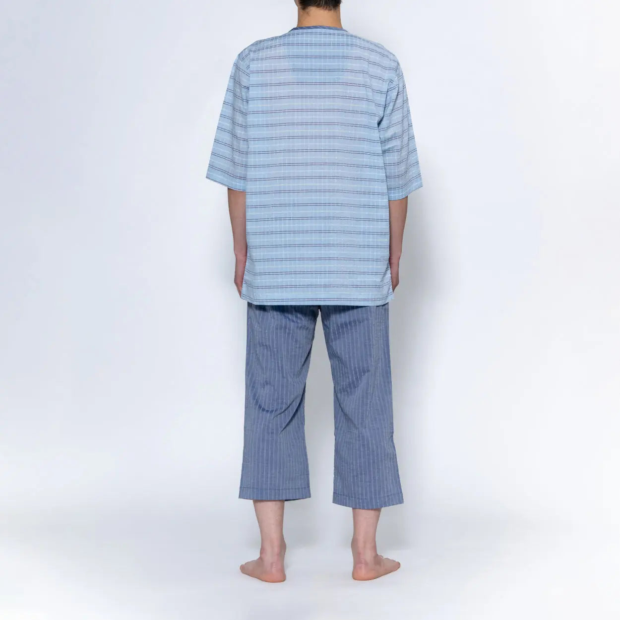 Aquascutum アクアスキュータム パジャマ 吸水速乾サッカーボーダー 無地6分袖7分パンツ 衿なしV - パジャマ  RENOWNINX ONLINE SHOP