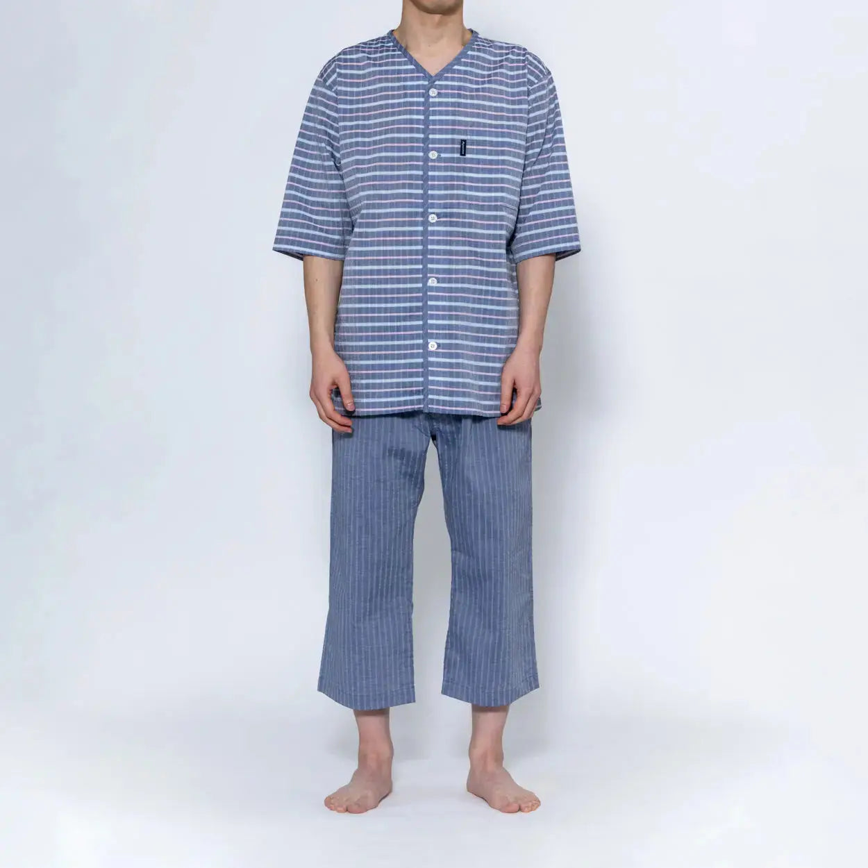 Aquascutum アクアスキュータム パジャマ 吸水速乾サッカーボーダー