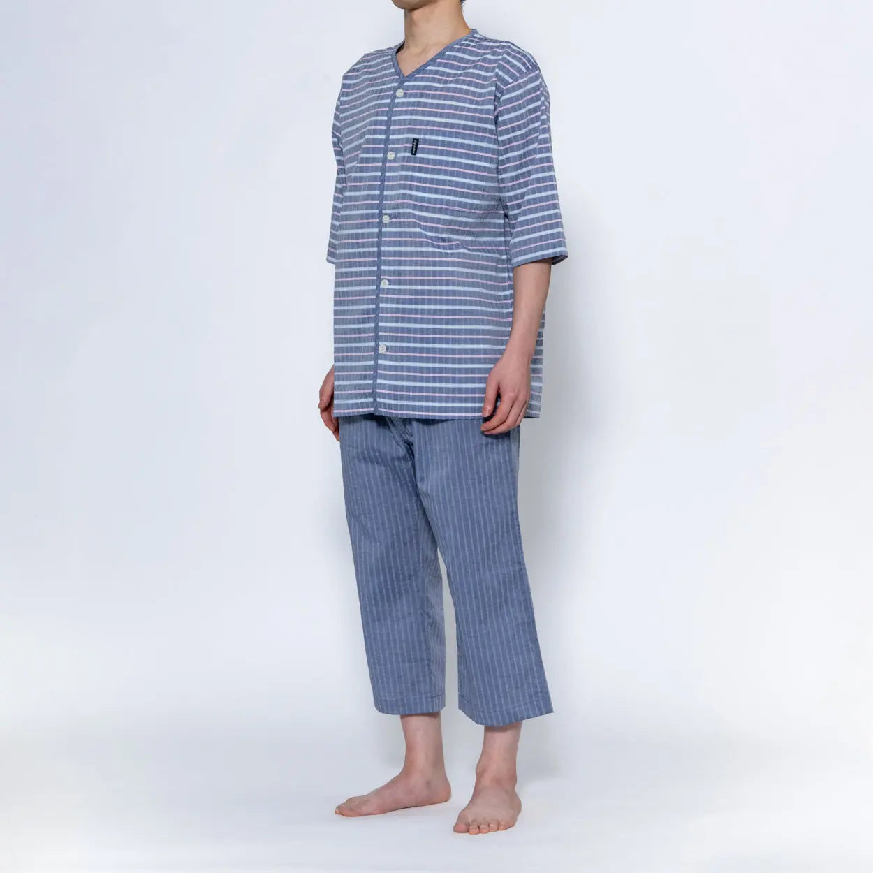 Aquascutum アクアスキュータム パジャマ 吸水速乾サッカーボーダー 無地6分袖7分パンツ 衿なしV - パジャマ  RENOWNINX ONLINE SHOP